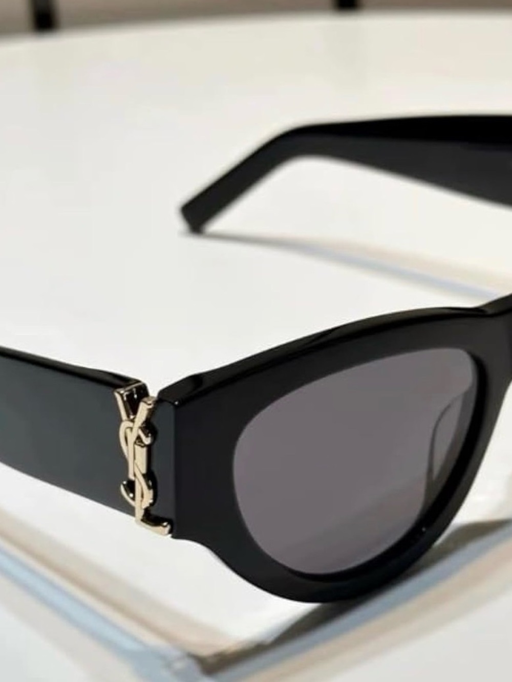 Saint Laurent Black Cat-Eye Sunglasses with RoseGold YSL Emblem - Picture 4 of 8